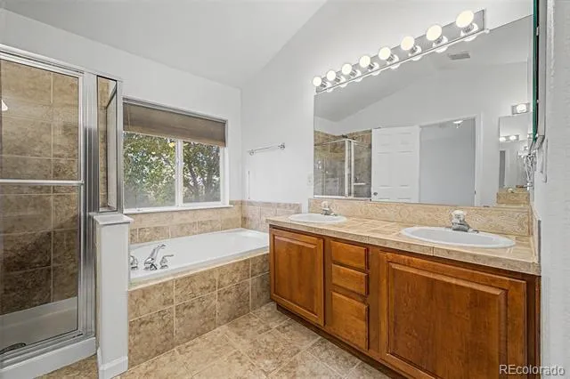 4553 S Auckland Court Aurora, CO 80015