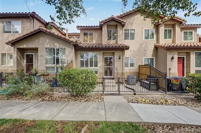 4553 S Auckland Court Aurora, CO 80015