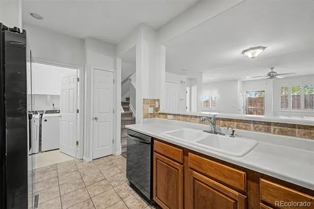 4553 S Auckland Court Aurora, CO 80015
