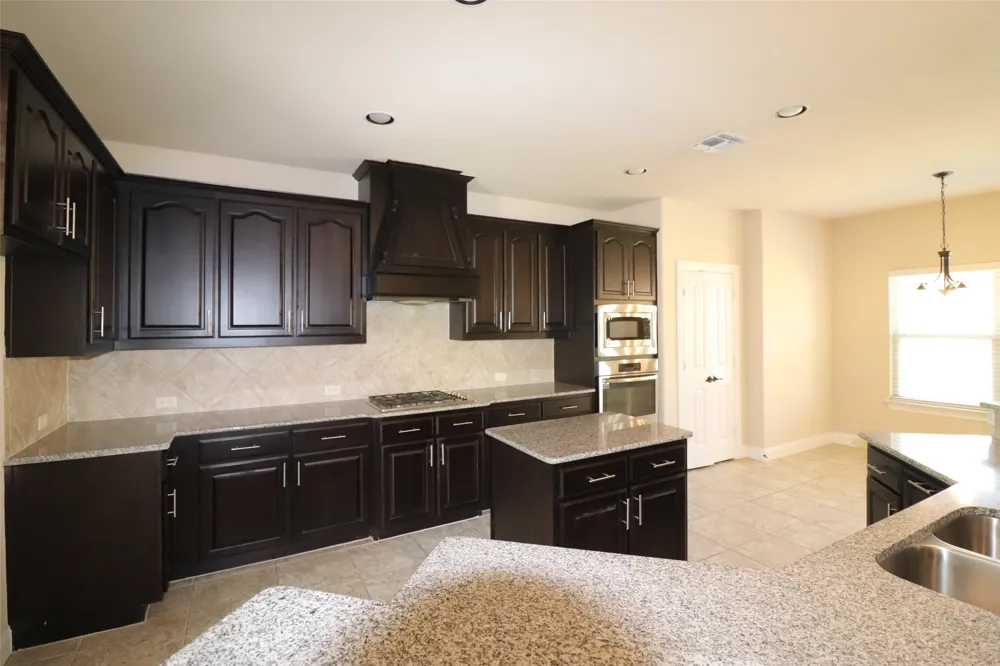 3515 Carlton Court Sachse, TX 75048