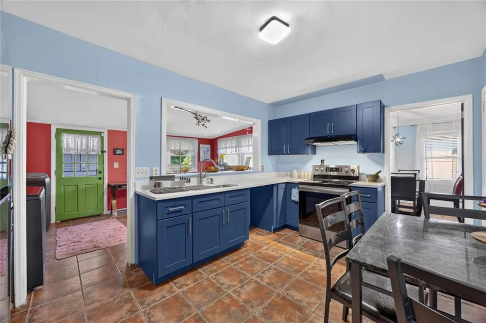 6866 Parkway Drive Lithonia, GA 30058