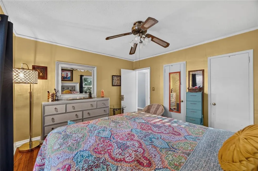 6866 Parkway Drive Lithonia, GA 30058