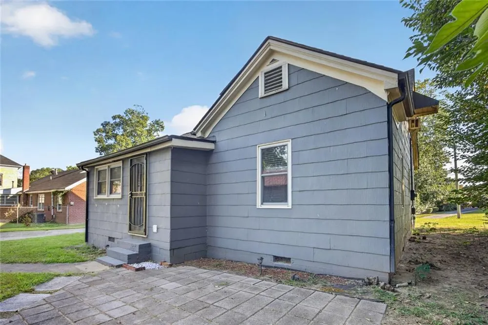 6866 Parkway Drive Lithonia, GA 30058