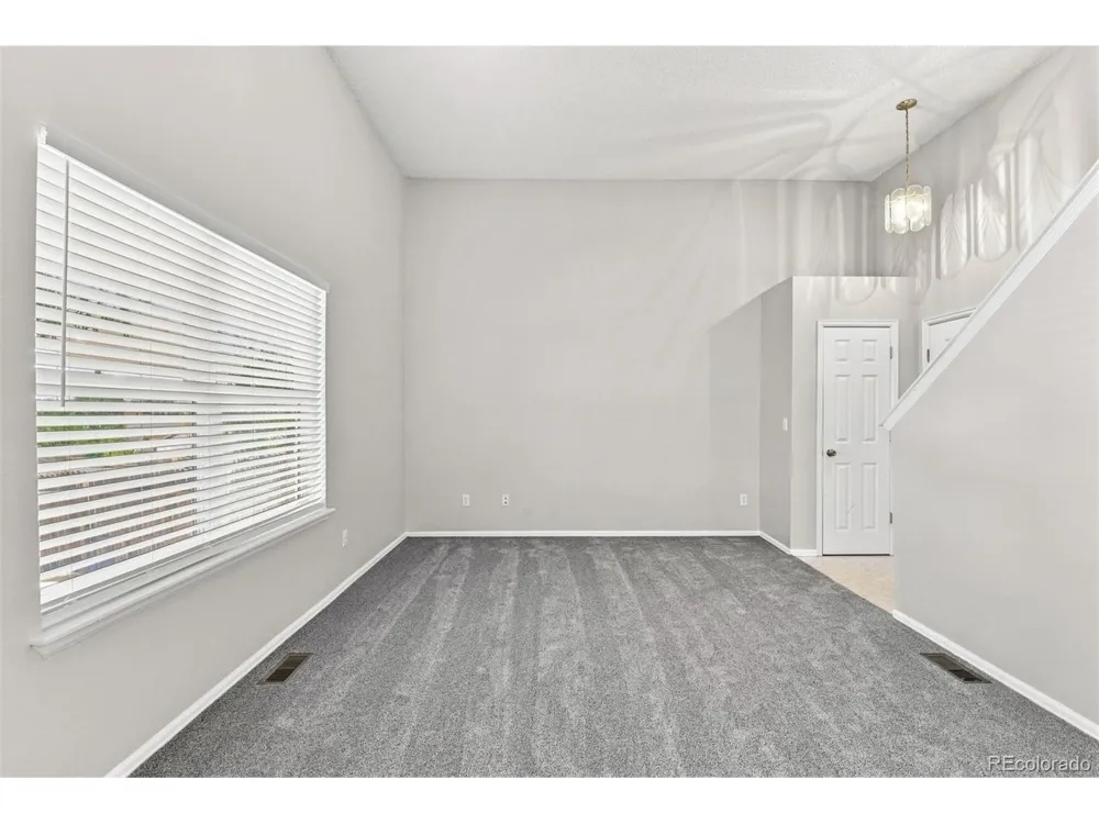 5016 Prairie Grass Lane Colorado Springs, CO 80922