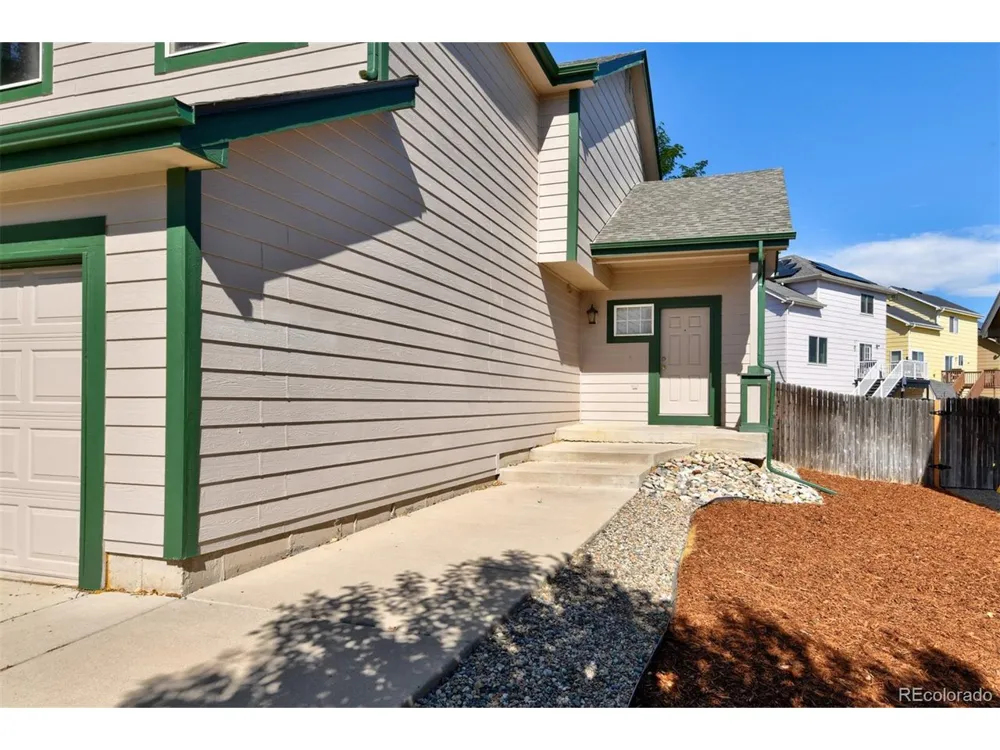 5016 Prairie Grass Lane Colorado Springs, CO 80922