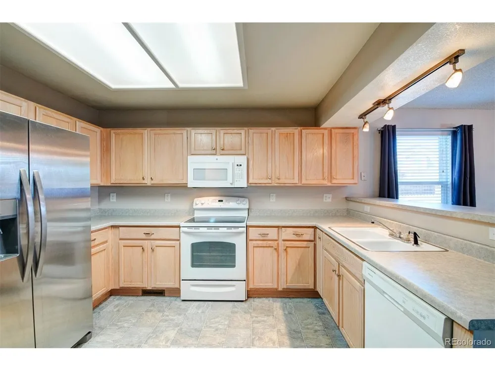 5016 Prairie Grass Lane Colorado Springs, CO 80922