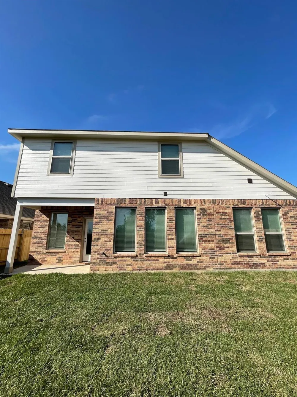 31511 Silverthorne Bush Drive Hockley, TX 77447