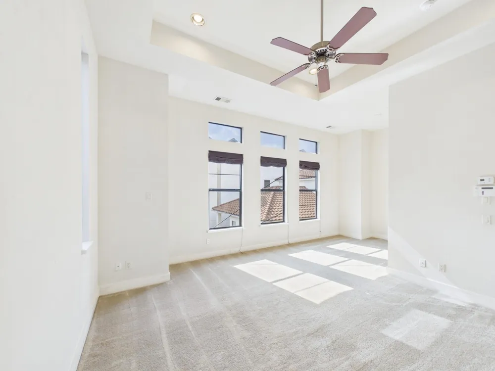 5425 Floyd Street Houston, TX 77007