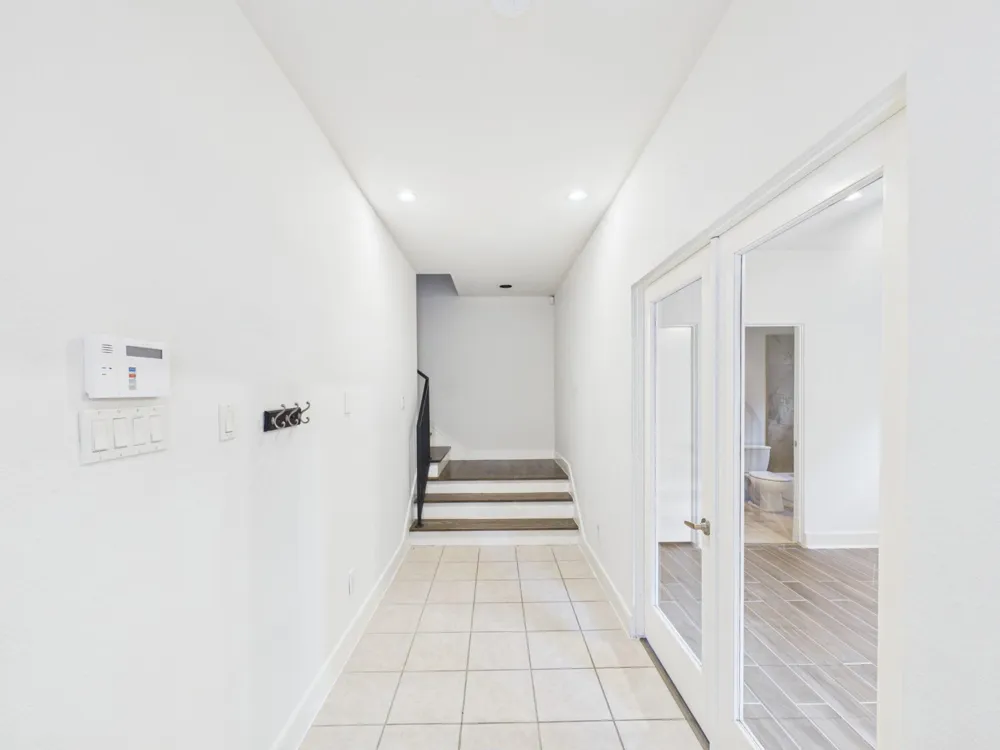 5425 Floyd Street Houston, TX 77007