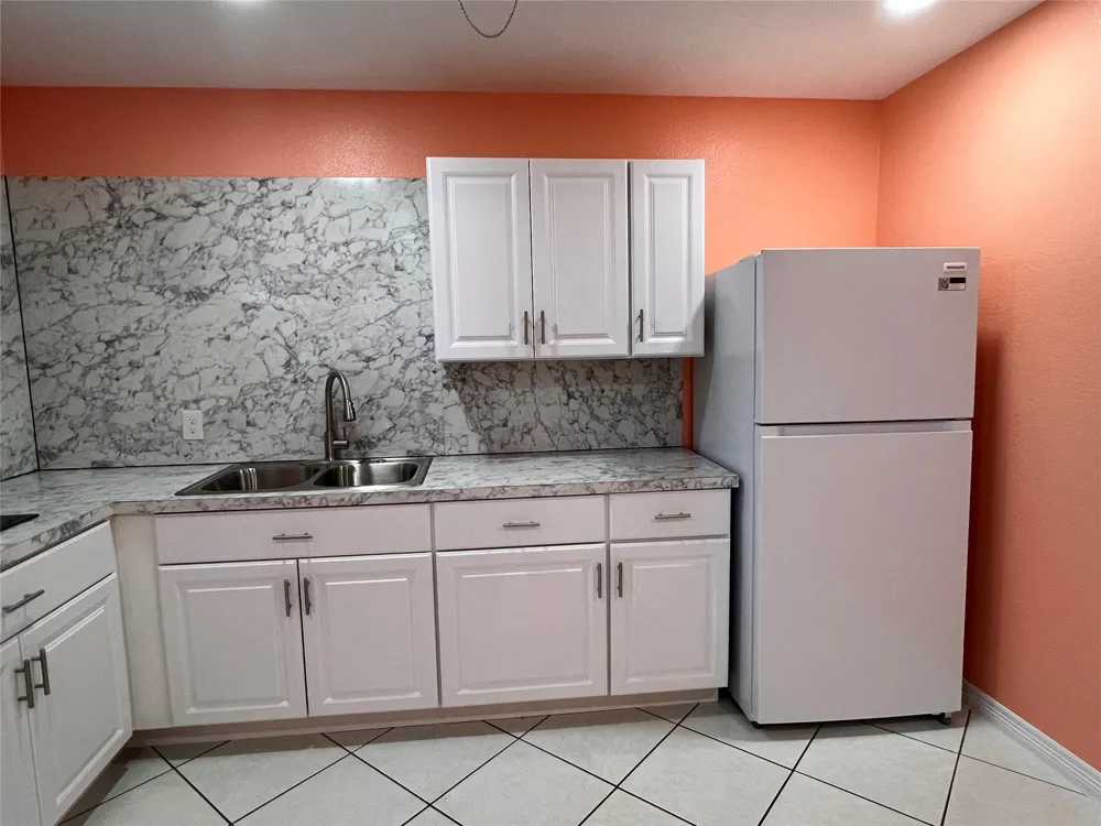 10519 Silver Oak Lane #A Houston, TX 77038