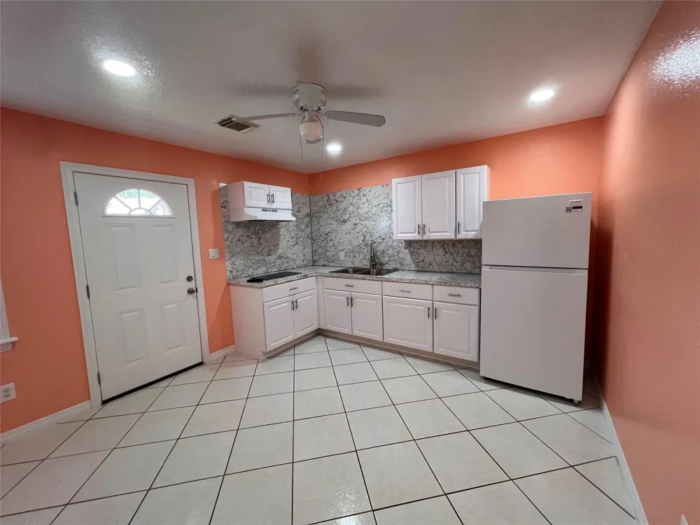 10519 Silver Oak Lane #A Houston, TX 77038