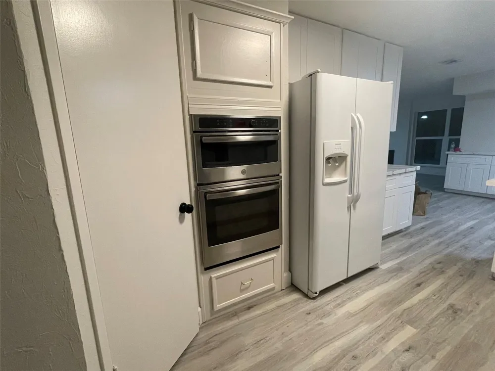 3014 Edgewood Drive Sugar Land, TX 77479
