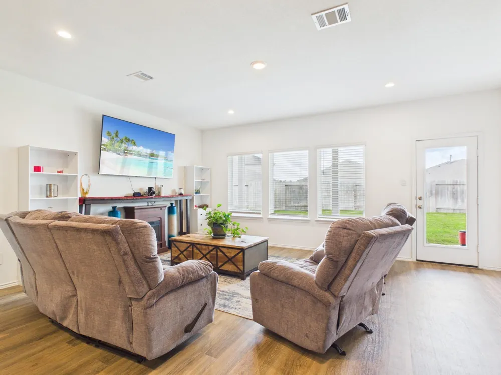 21318 Mountain Ash Drive New Caney, TX 77357
