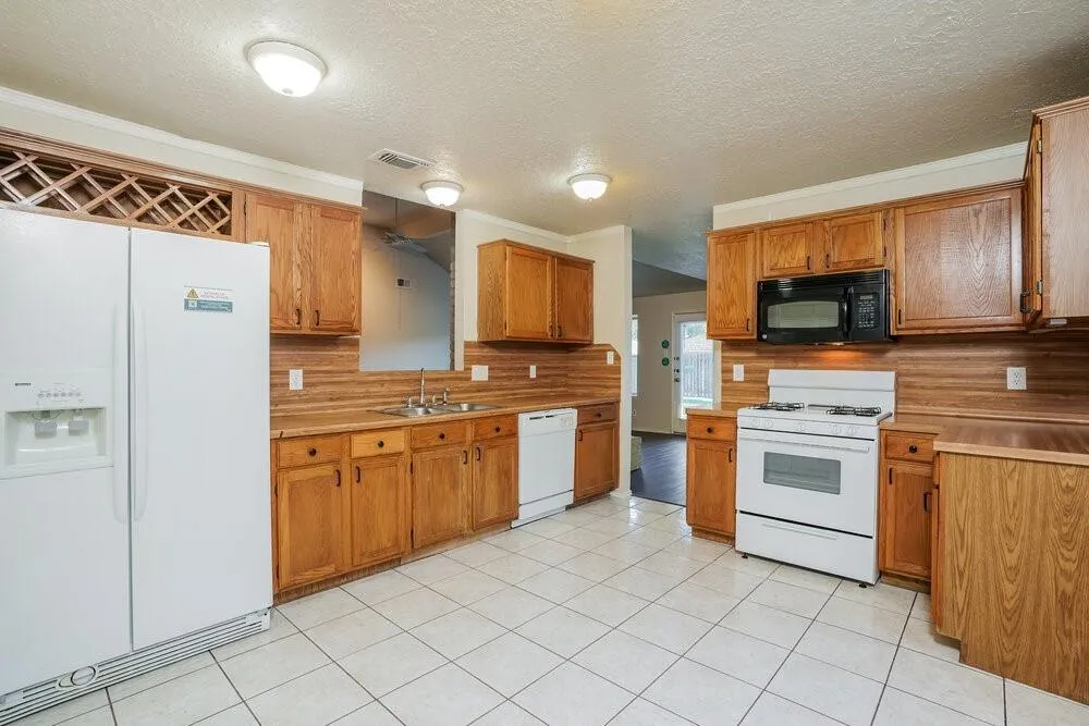 1331 Three Forks Drive Katy, TX 77450