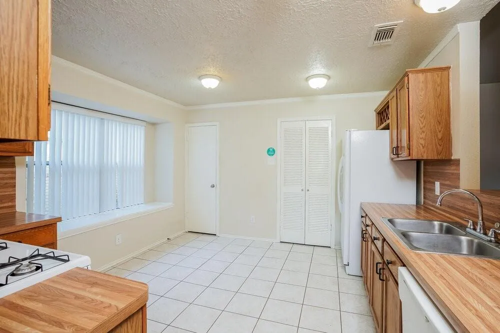1331 Three Forks Drive Katy, TX 77450