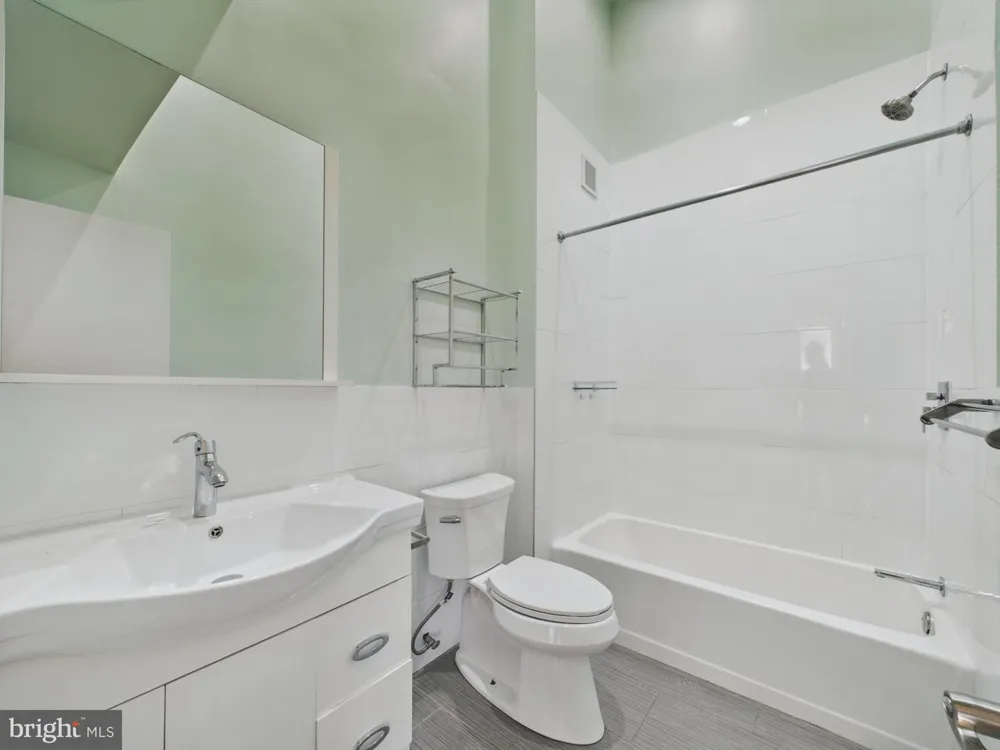 241 S 49TH #321 Philadelphia, PA 19139
