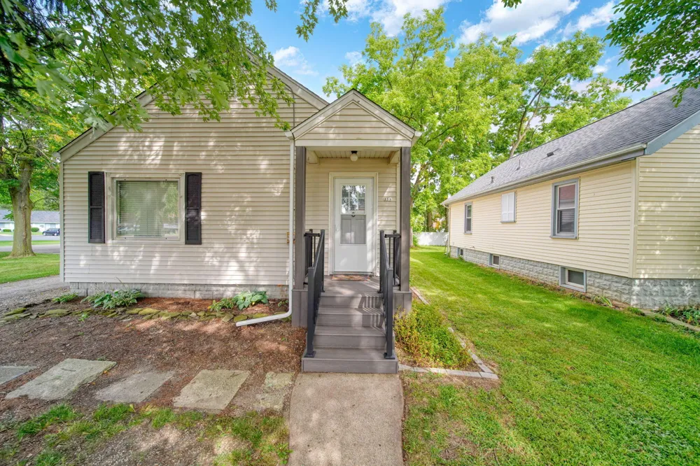 239 Cottage Street Spring Arbor, MI 49283