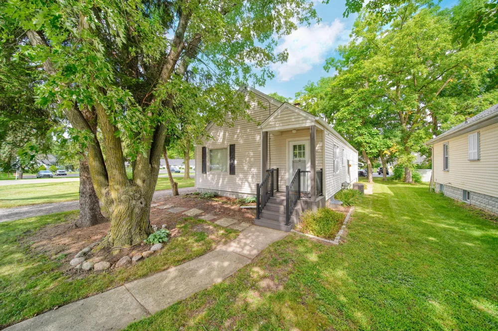 239 Cottage Street Spring Arbor, MI 49283