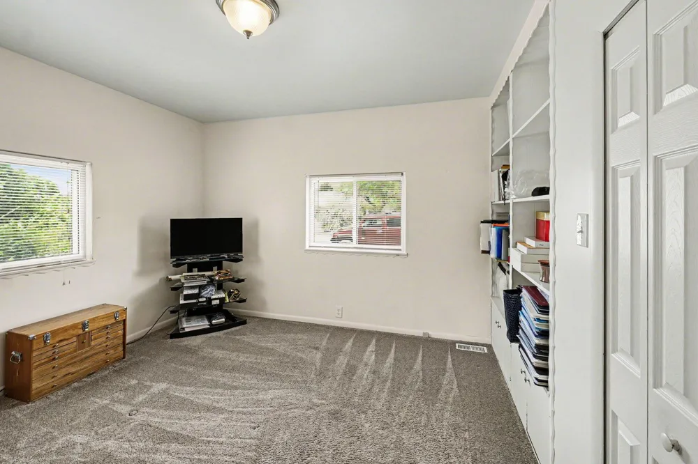 3472 Esson Drive Grand Blanc, MI 48439