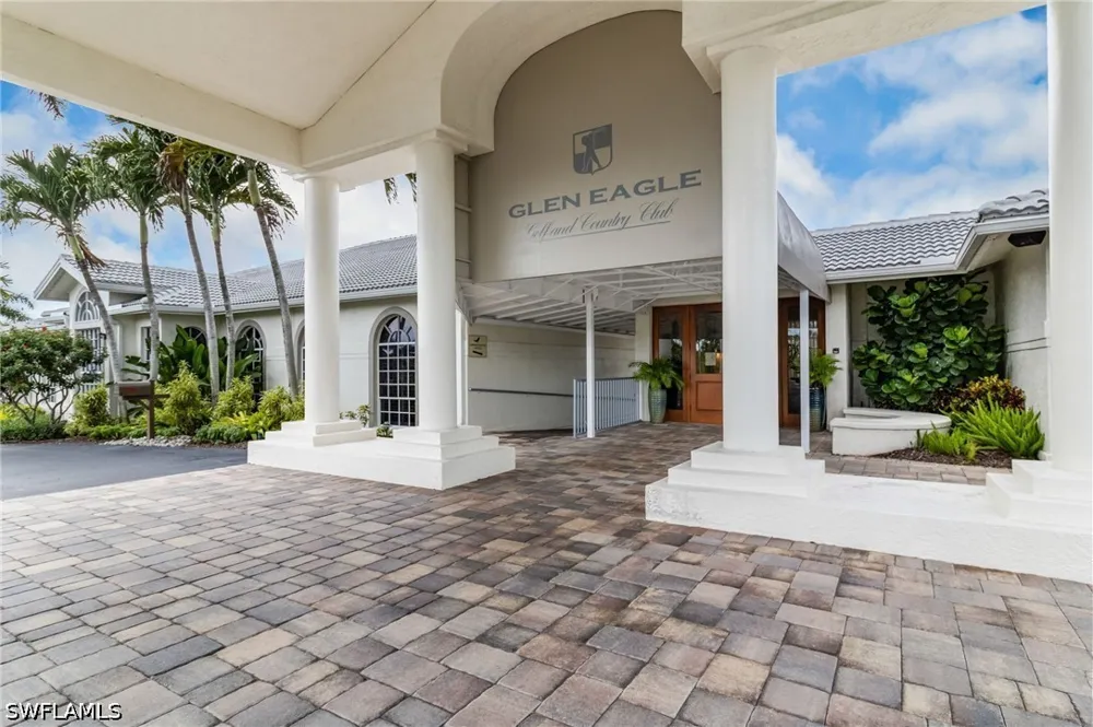 Glen Eagle Circle Naples, FL 34104