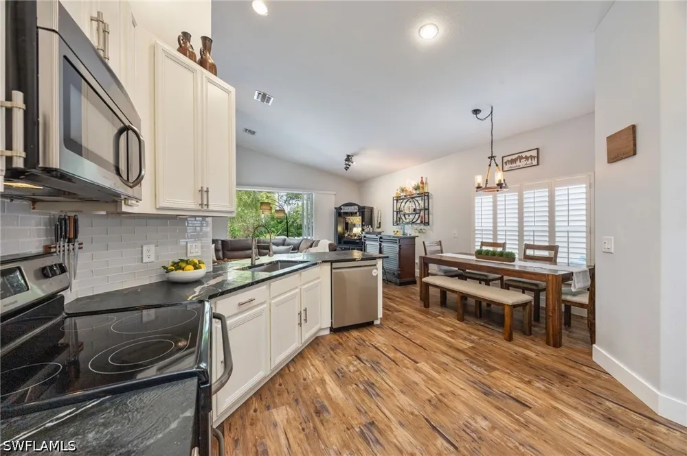 Glen Eagle Circle Naples, FL 34104