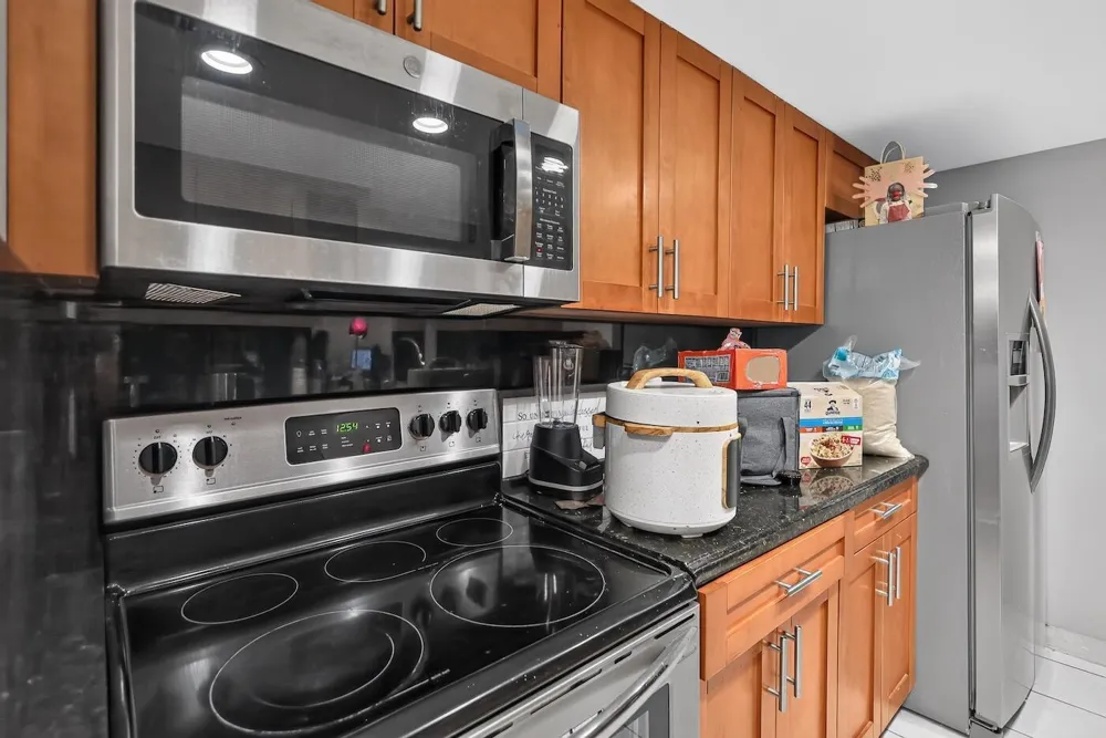 3254 PINE ISLAND ROAD Sunrise, FL 33351