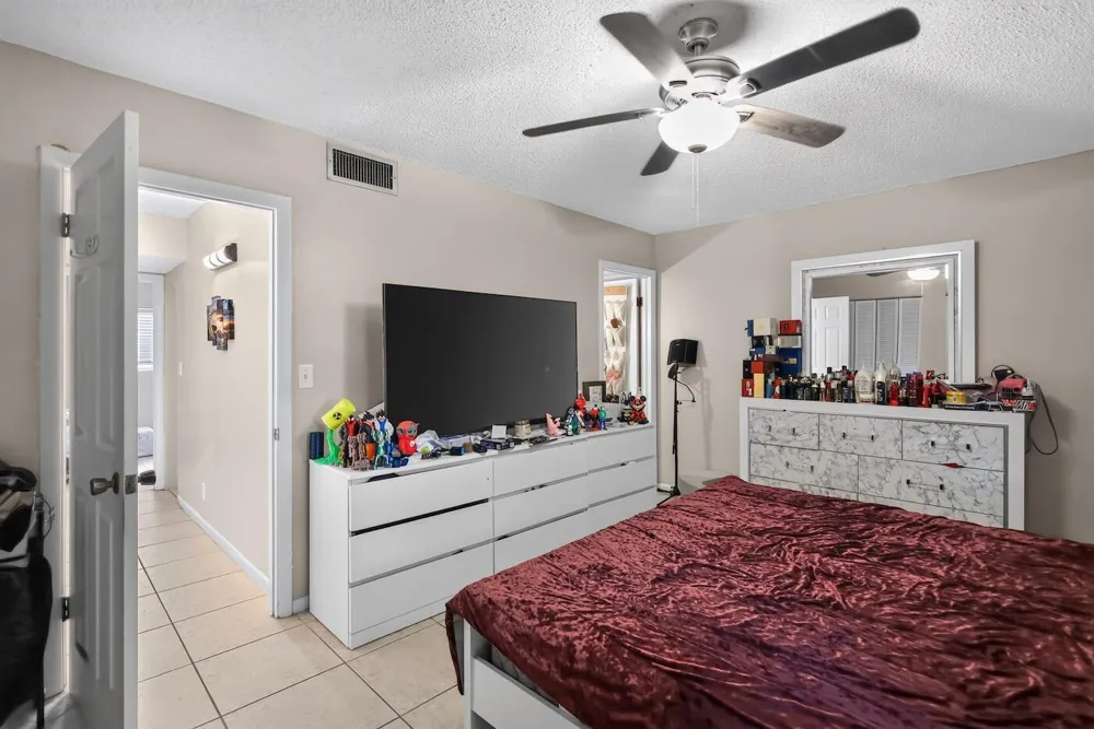 3254 PINE ISLAND ROAD Sunrise, FL 33351