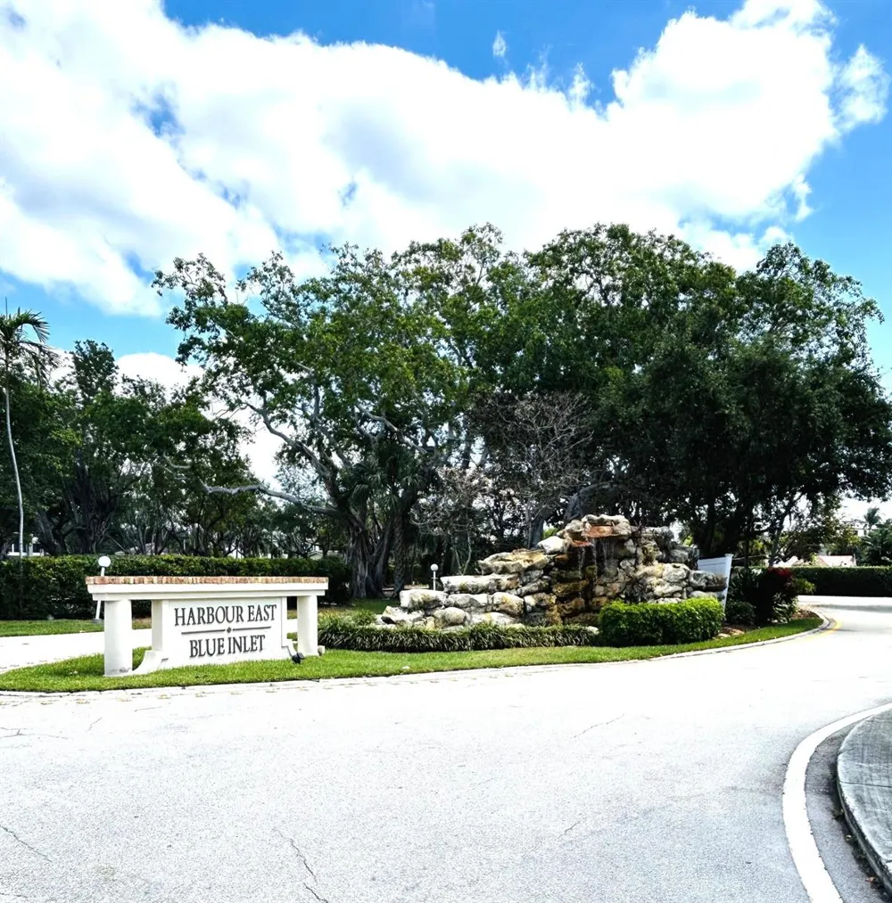 700 NE HARBOUR TERRACE #2310 Boca Raton, FL 33431
