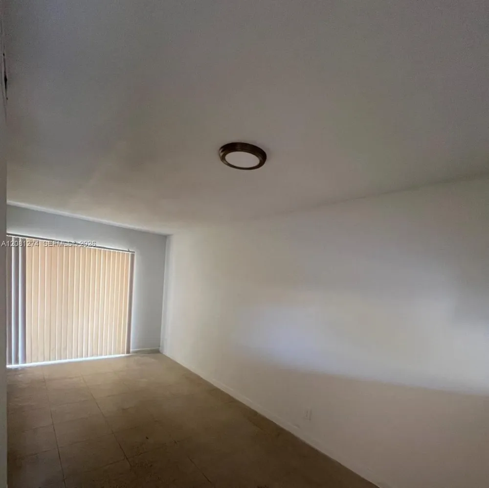 4178 Lakeside Dr #4178 Tamarac, FL 33319