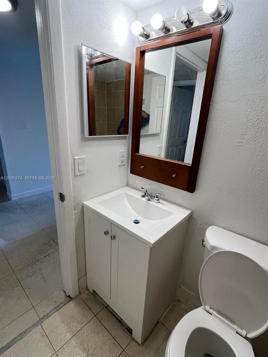 4178 Lakeside Dr #4178 Tamarac, FL 33319
