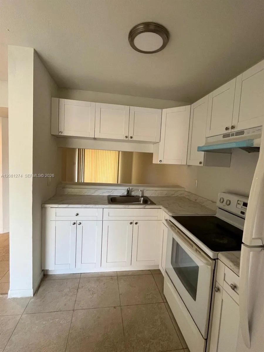 4178 Lakeside Dr #4178 Tamarac, FL 33319
