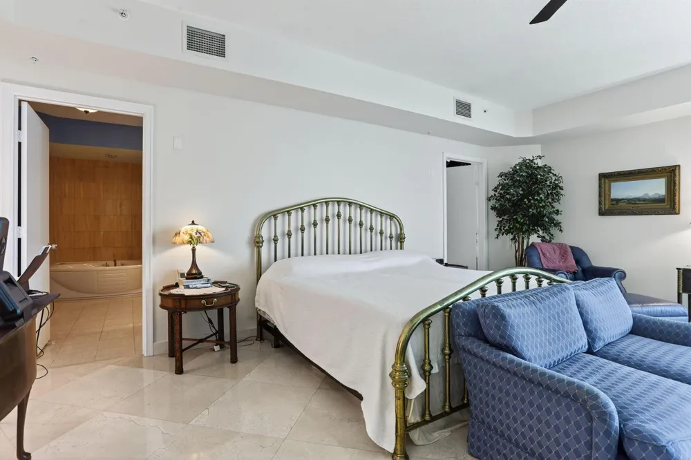1430 S OCEAN BOULEVARD #10-A Lauderdale By The Sea, FL 33062