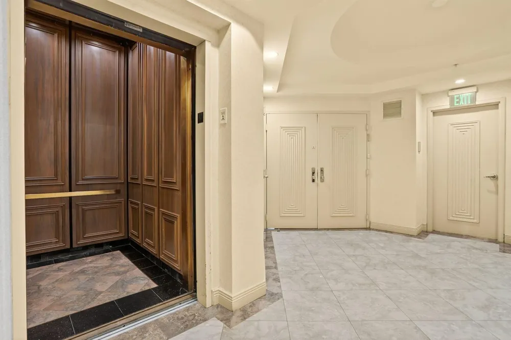 1430 S OCEAN BOULEVARD #10-A Lauderdale By The Sea, FL 33062