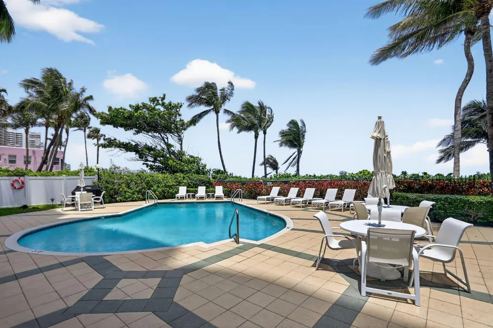 1430 S OCEAN BOULEVARD #10-A Lauderdale By The Sea, FL 33062