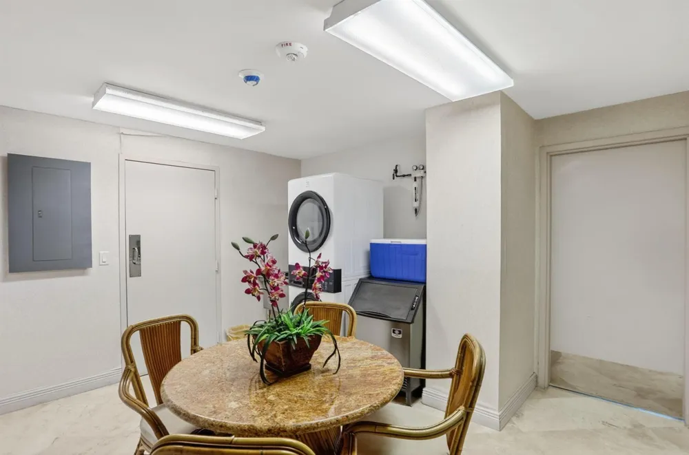 1430 S OCEAN BOULEVARD #10-A Lauderdale By The Sea, FL 33062