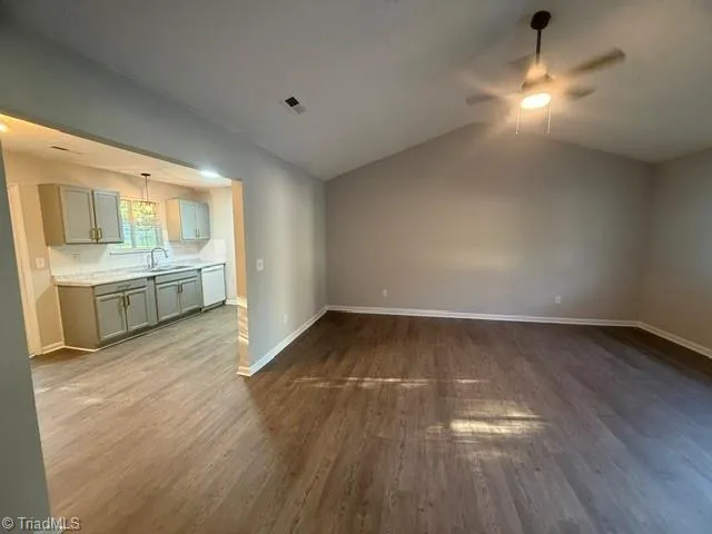 3803 Dartford Drive Greensboro, NC 27407