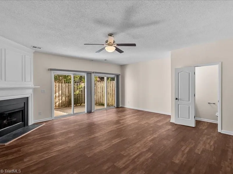 3967 Elizabeth Glen Way Jamestown, NC 27282