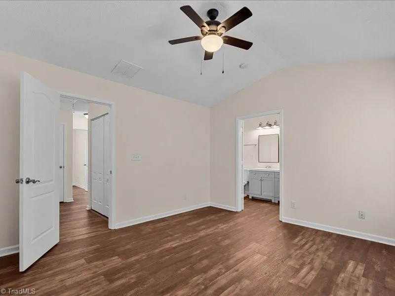 3967 Elizabeth Glen Way Jamestown, NC 27282