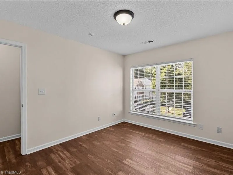 3967 Elizabeth Glen Way Jamestown, NC 27282