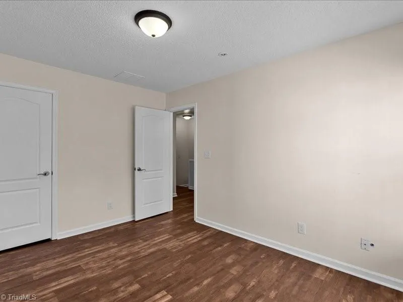3967 Elizabeth Glen Way Jamestown, NC 27282