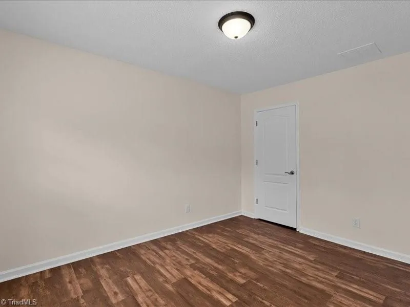 3967 Elizabeth Glen Way Jamestown, NC 27282