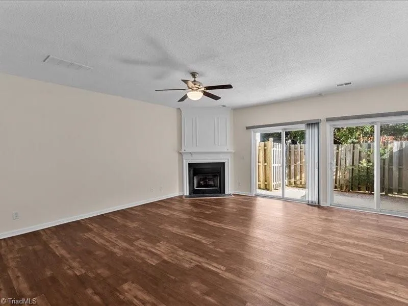 3967 Elizabeth Glen Way Jamestown, NC 27282