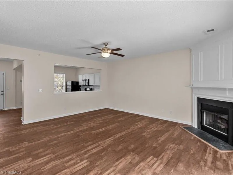 3967 Elizabeth Glen Way Jamestown, NC 27282