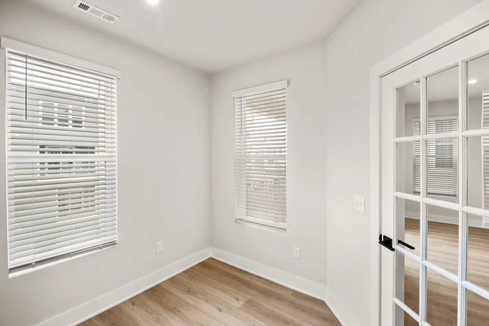 820 42nd Ave Nashville, TN 37209