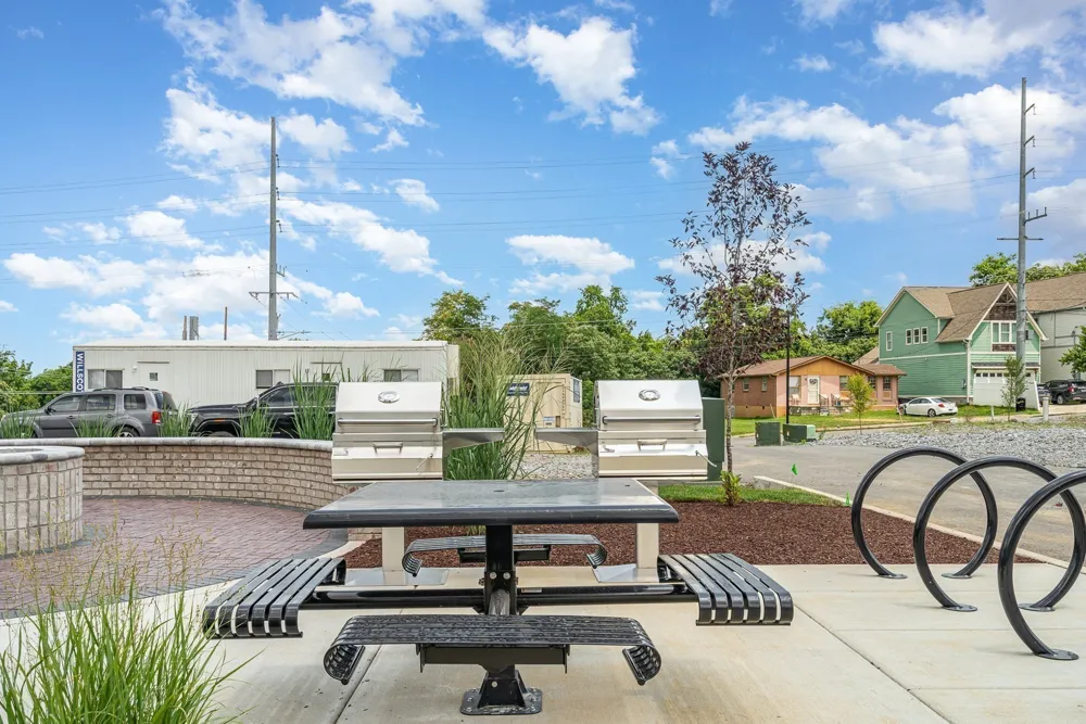 820 42nd Ave Nashville, TN 37209