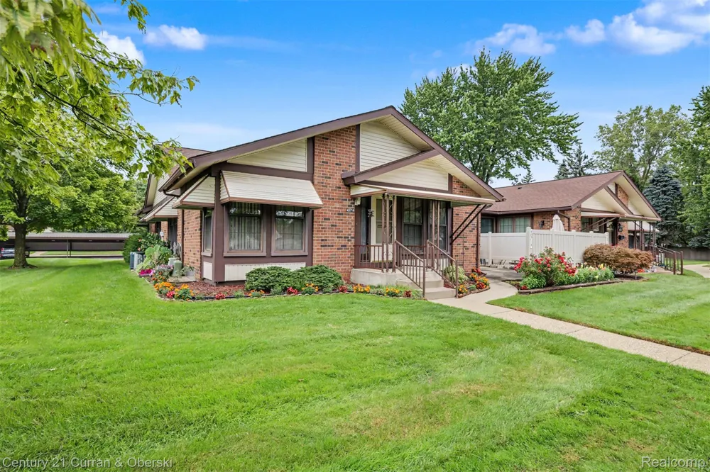 40714 Newport Drive #166 Plymouth Charter Township, MI 48170