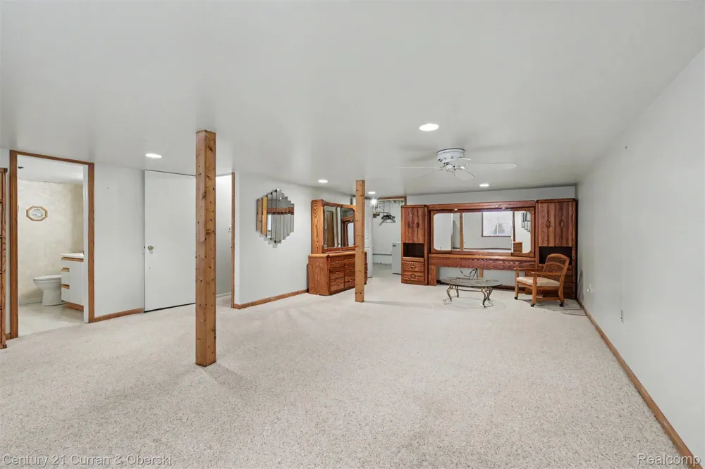 40714 Newport Drive #166 Plymouth Charter Township, MI 48170