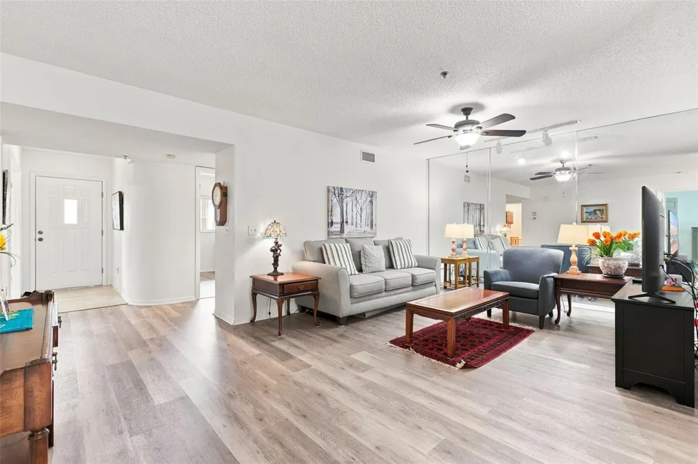 2210 UTOPIAN DRIVE E #203 Clearwater, FL 33763