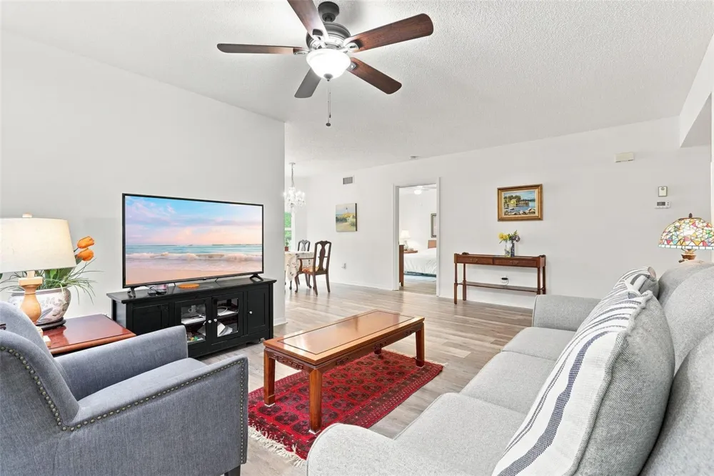 2210 UTOPIAN DRIVE E #203 Clearwater, FL 33763