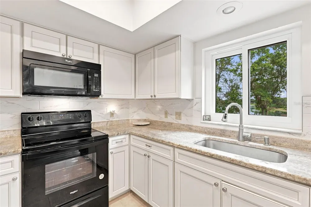2210 UTOPIAN DRIVE E #203 Clearwater, FL 33763
